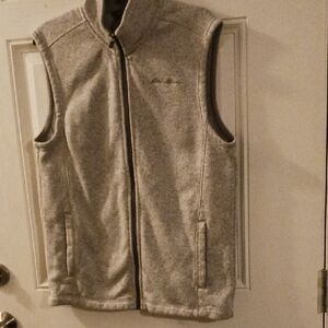 ***Eddie Bauer Light Grey Heathered Fleece Vest Size Medium